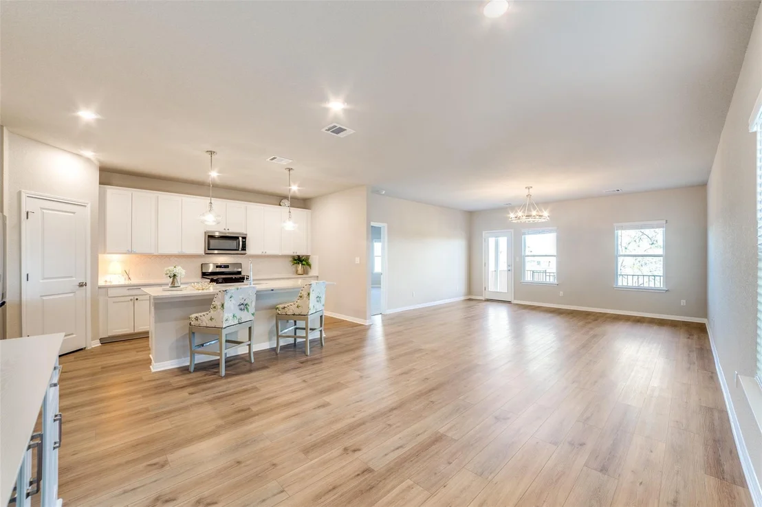 Photo of 920 View DR