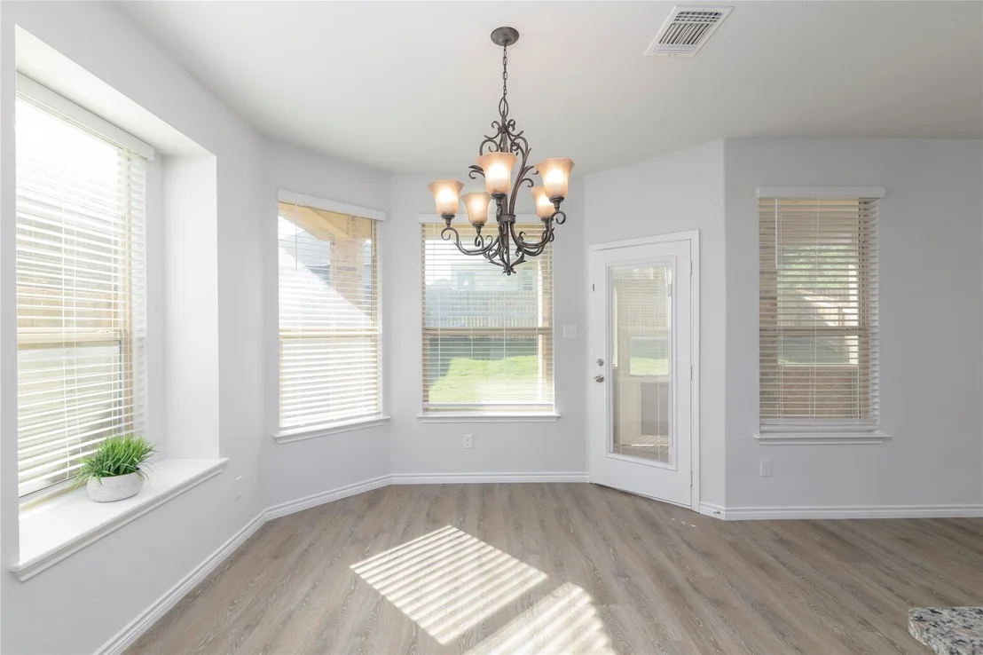 Photo of 6185 Lavaca DR