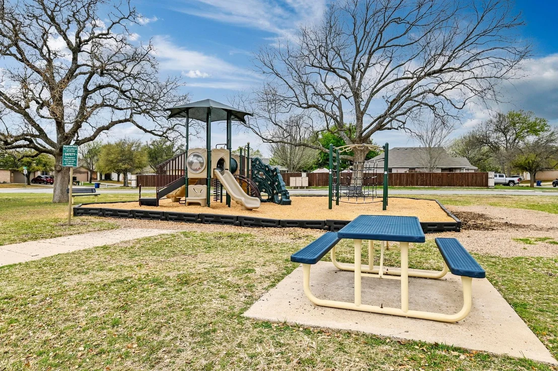 Photo of 105 Stanford DR