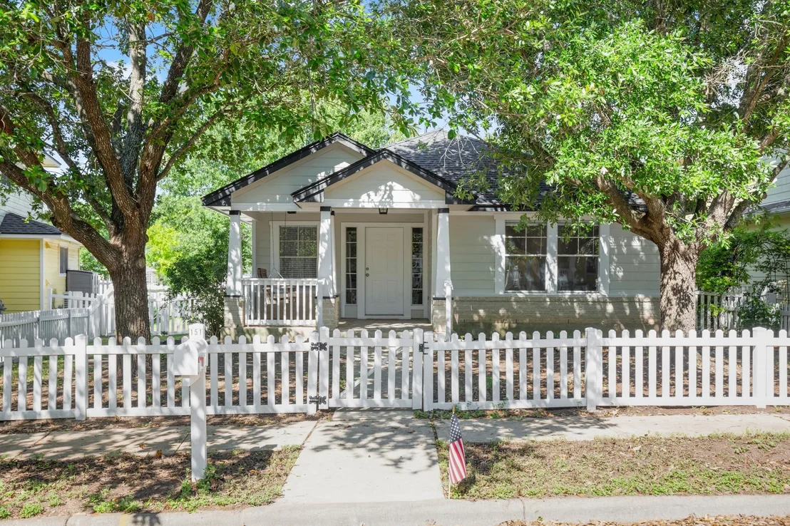 Photo of 151 Sampson