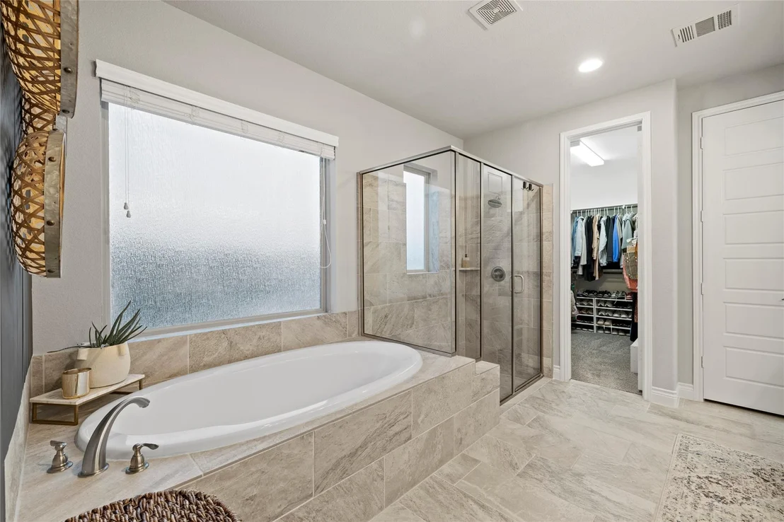 Photo of 177 Catani LOOP