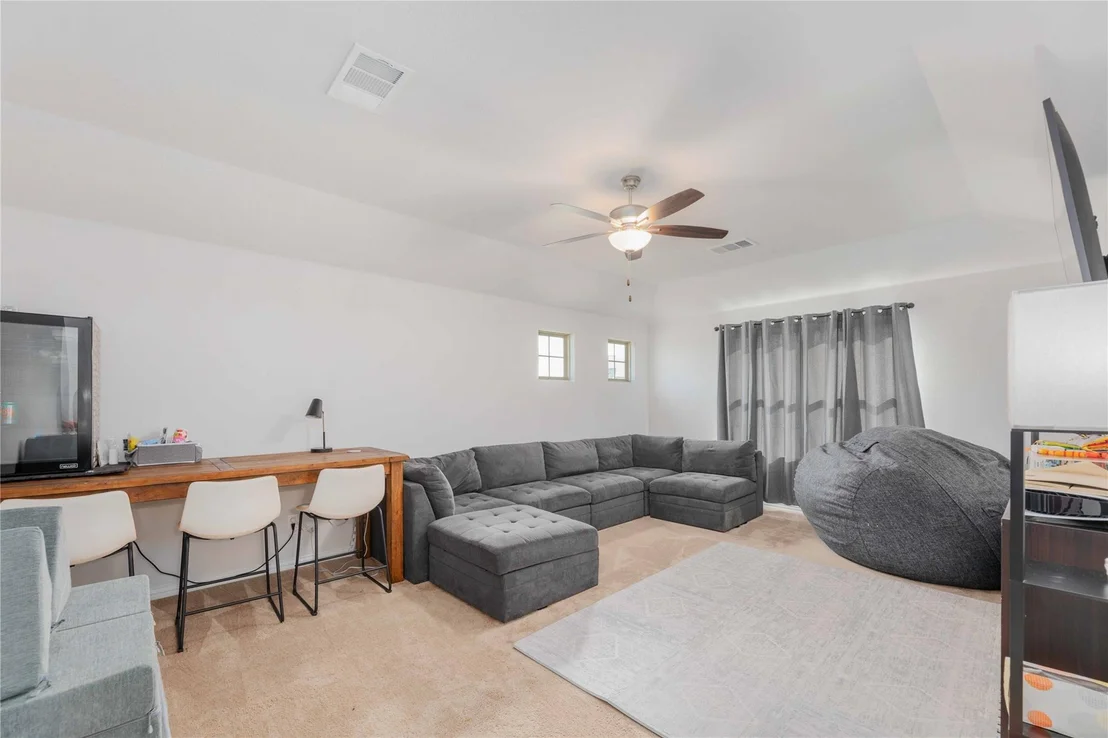 Photo of 242 Oleander LOOP