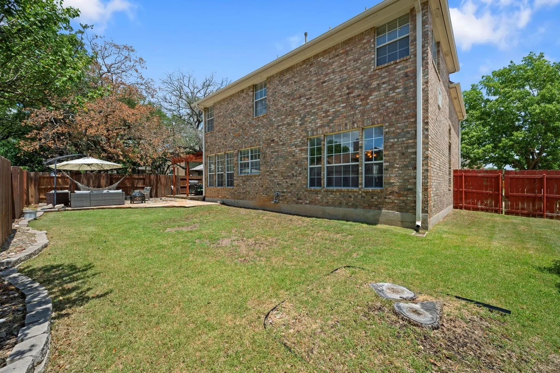 Photo of 10001 Lachlan DR