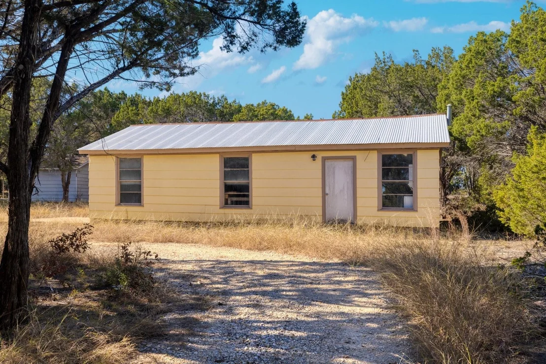 Photo of 252 Yates RD
