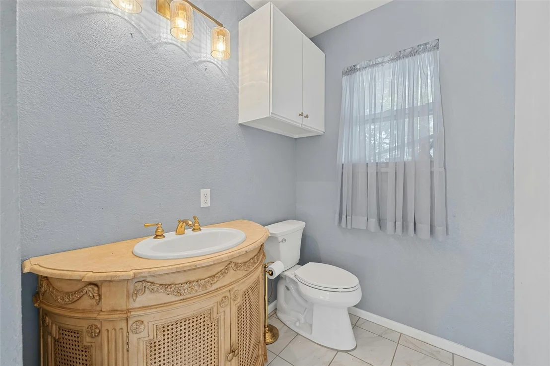 Photo of 2108 Mahone Ave