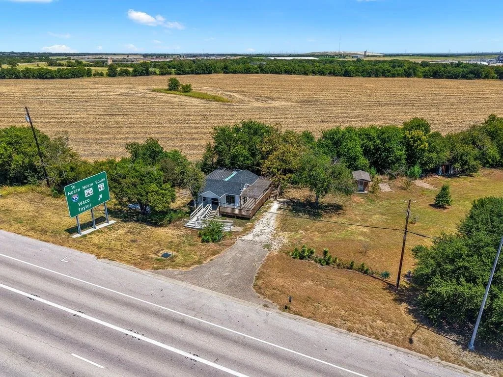 Photo of 2500 E Highway 36