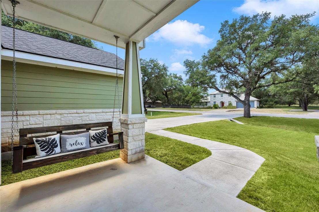 Photo of 113 Winding Oak DR