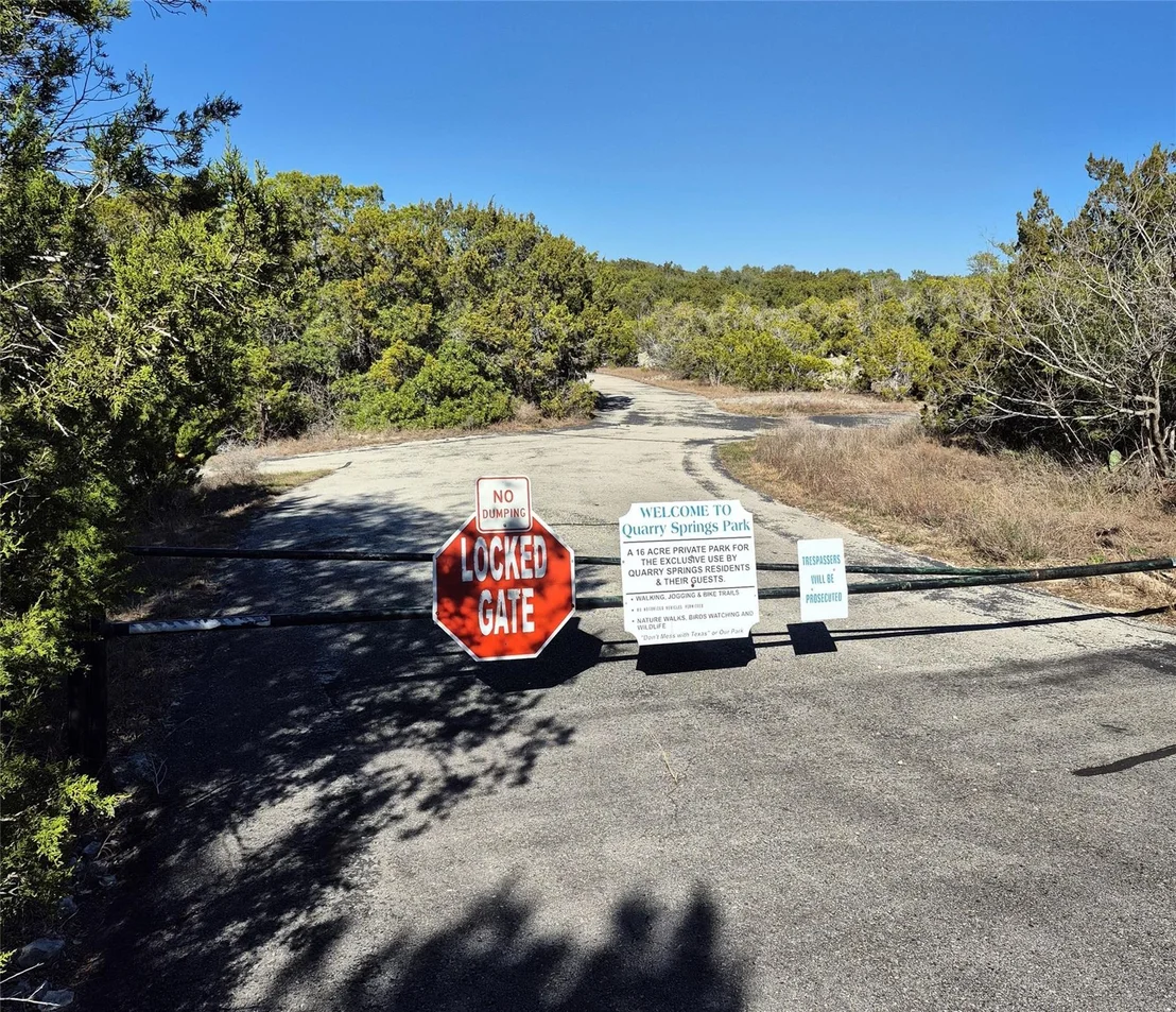 Photo of 100 Quarry Springs DR