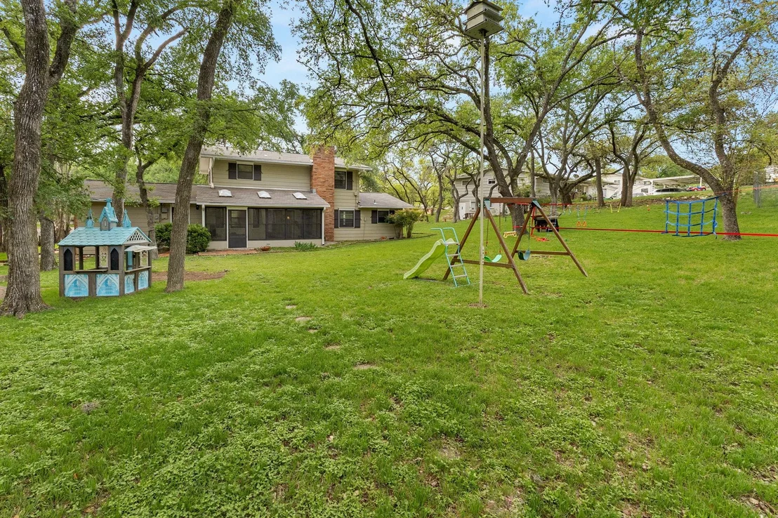 Photo of 112 Ridgeway DR