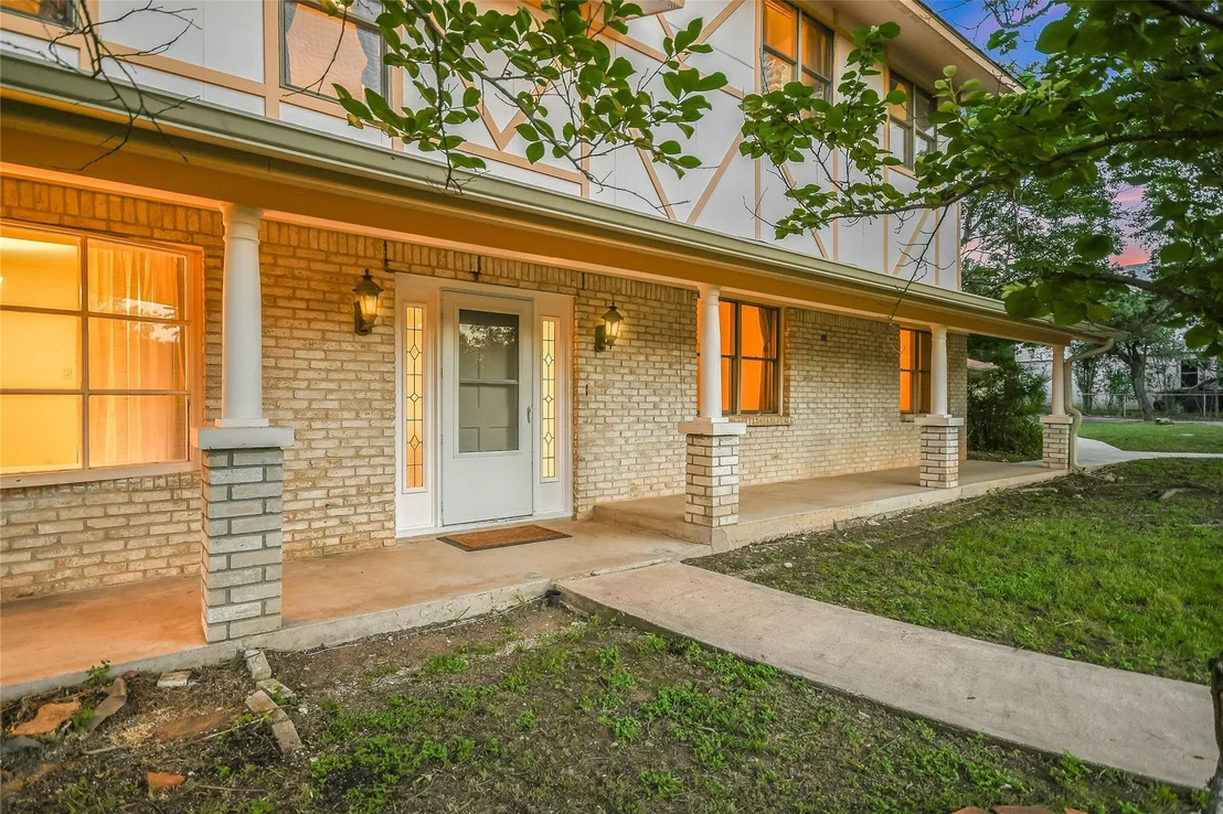 Photo of 5799 Rittenhouse Shore DR