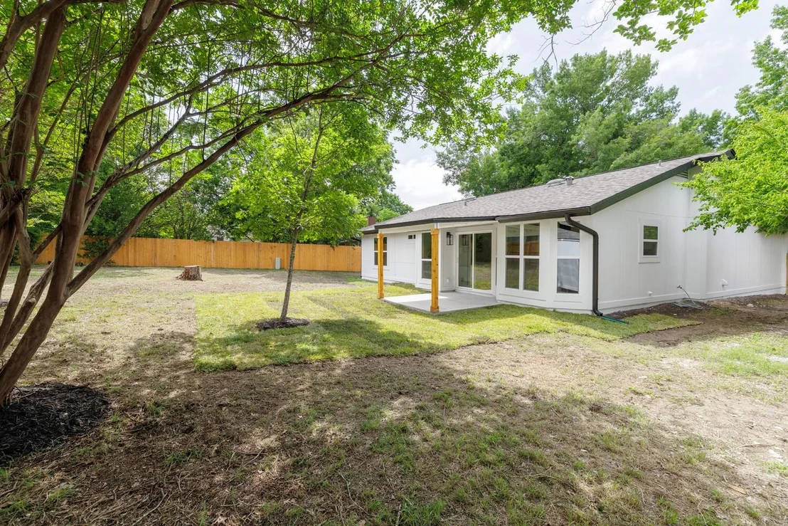 Photo of 4504 Southwest DR