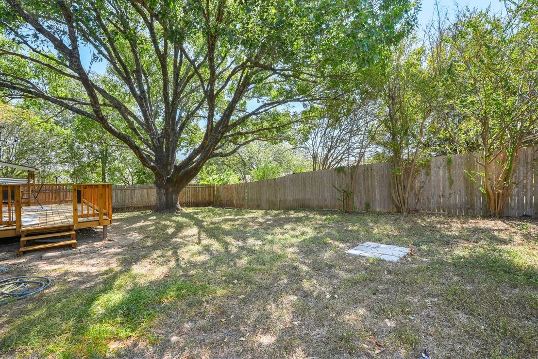 Photo of 2107 Warfield WAY