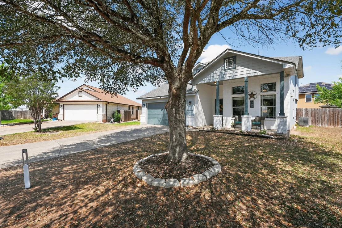 Photo of 748 Bills CIR