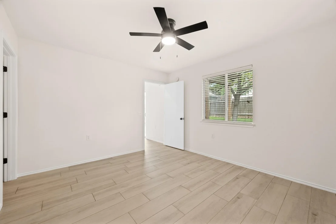 Photo of 5332 Krueger LN
