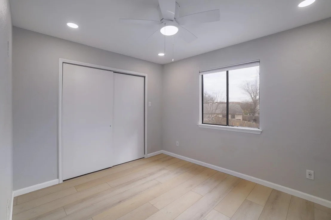 Photo of 8903 Palace PKWY