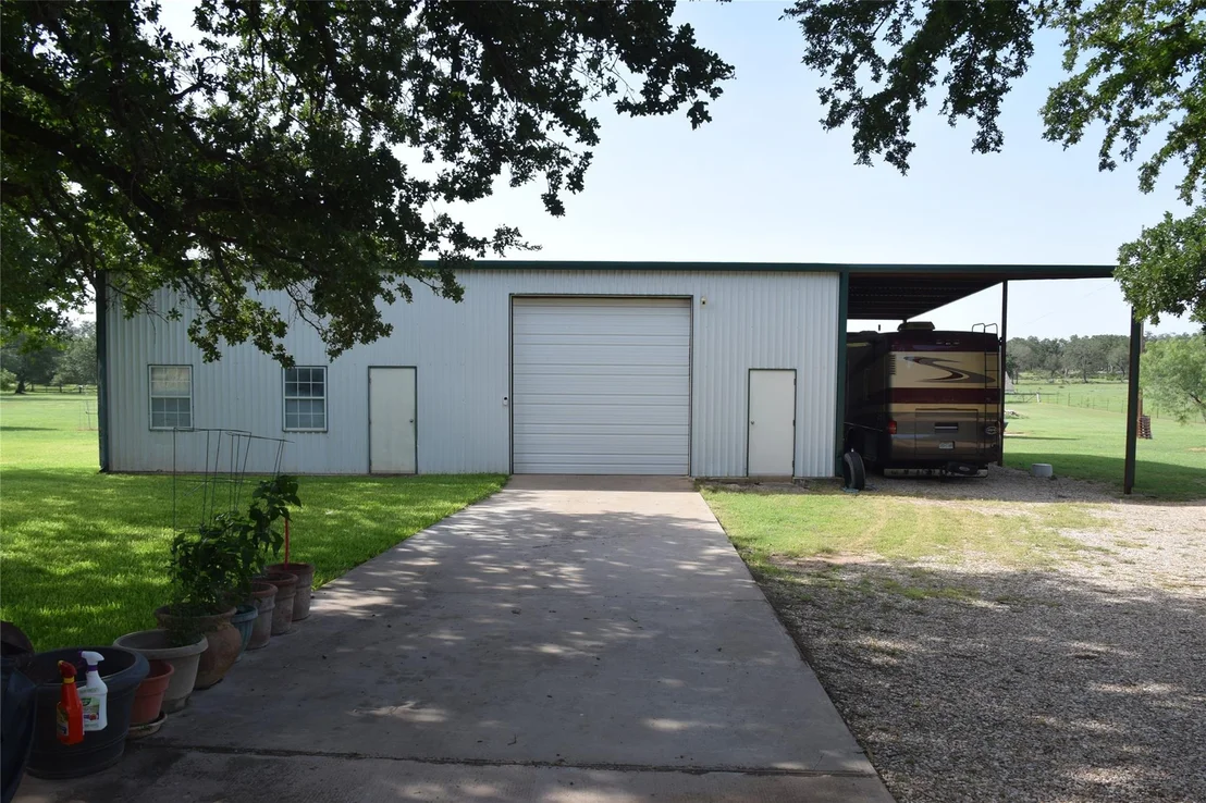 Photo of 2116 County Road 403