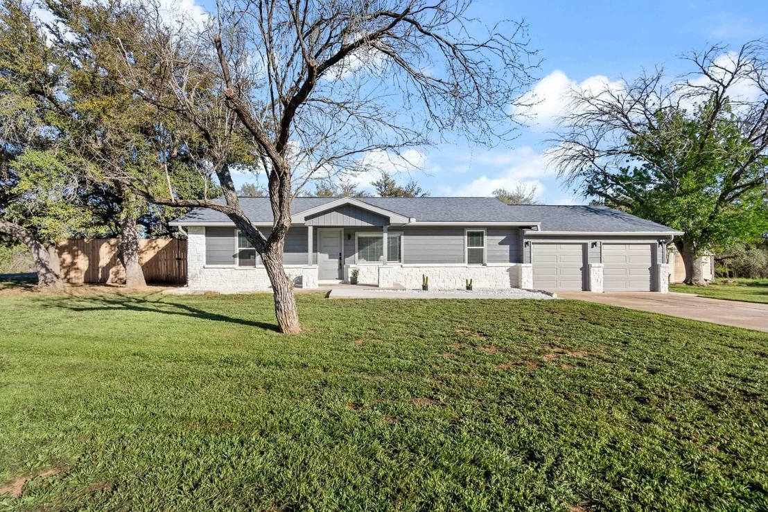 Photo of 24701 Andrew DR