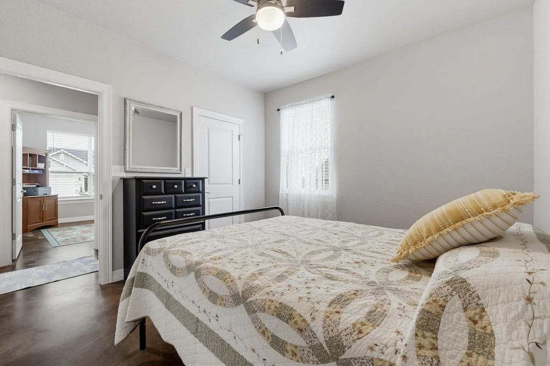 Photo of 1610 Badger LN