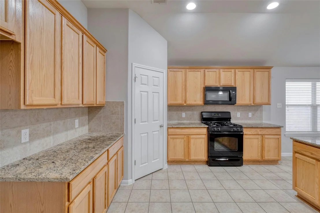 Photo of 18616 Blue Pond DR