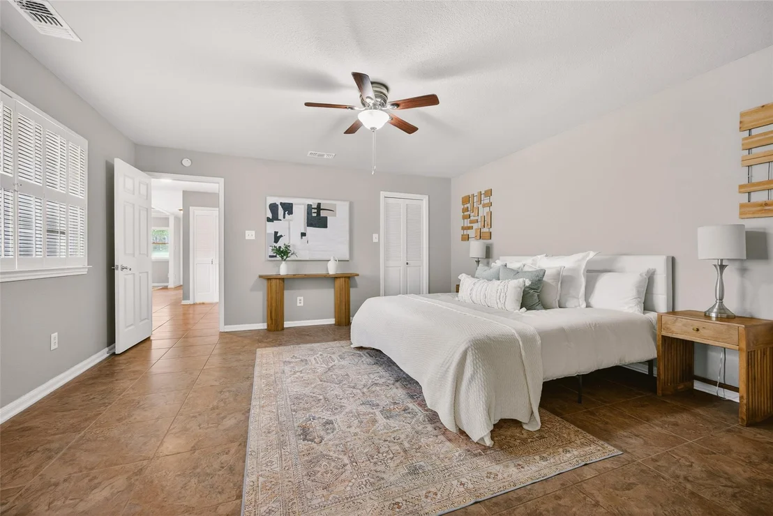 Photo of Unit D at 11121 Pinehurst DR