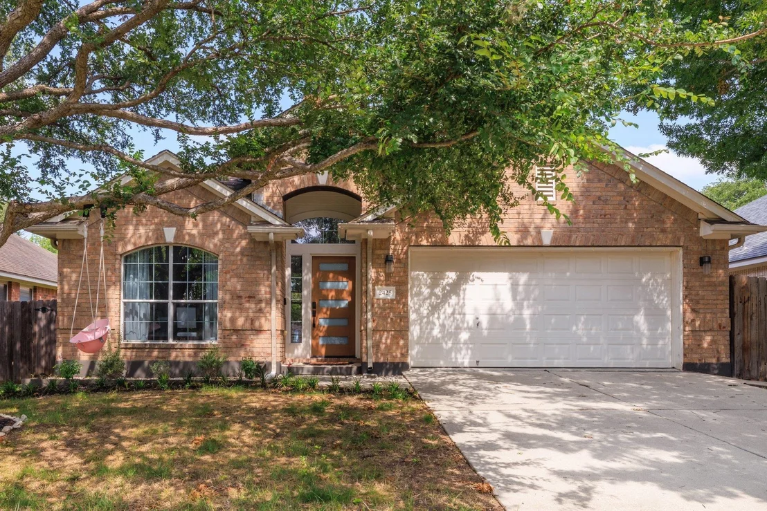 Photo of 2425 National Park BLVD