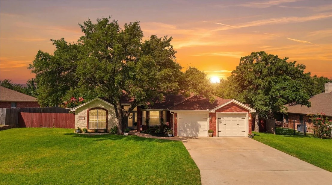 Photo of 302 Wrought Iron DR