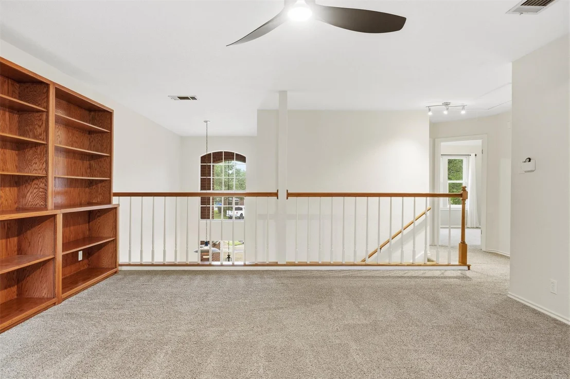Photo of 403 Paint Brush CIR
