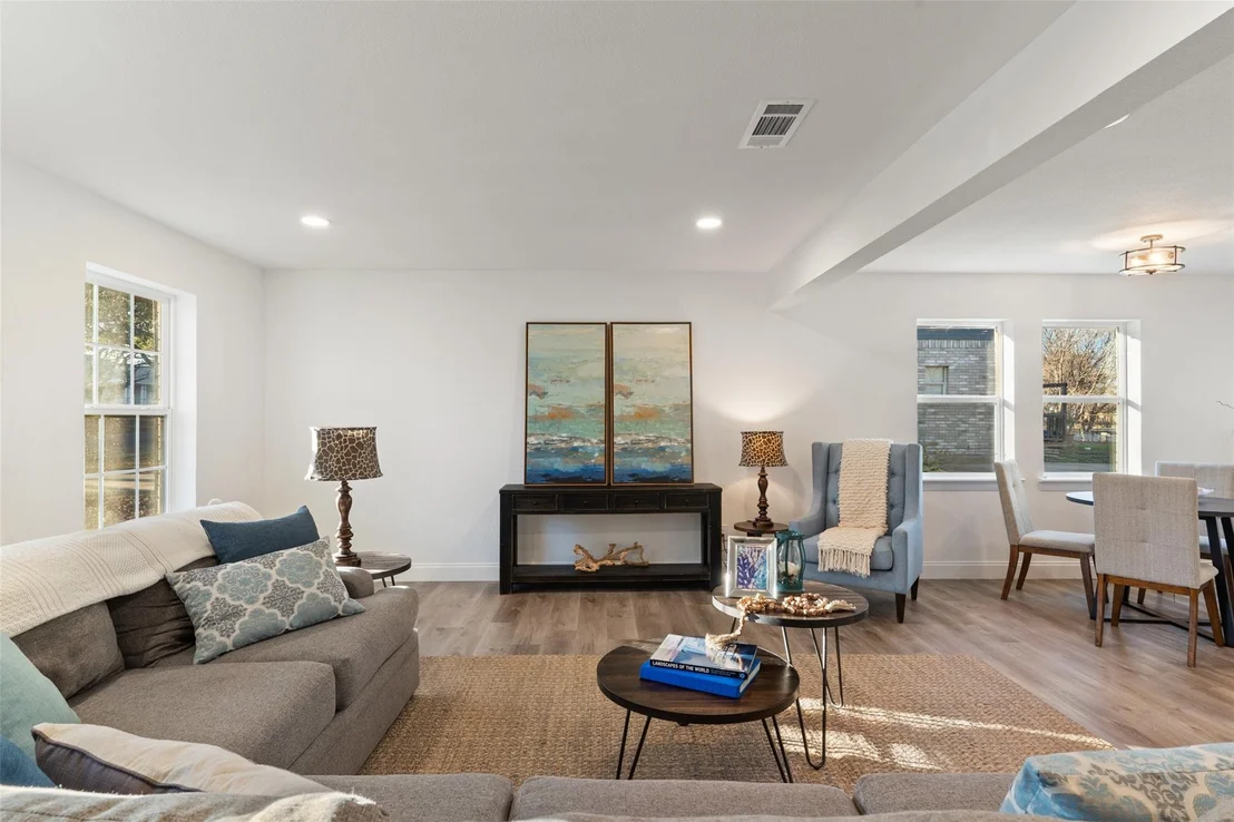 Photo of 613 Highland DR