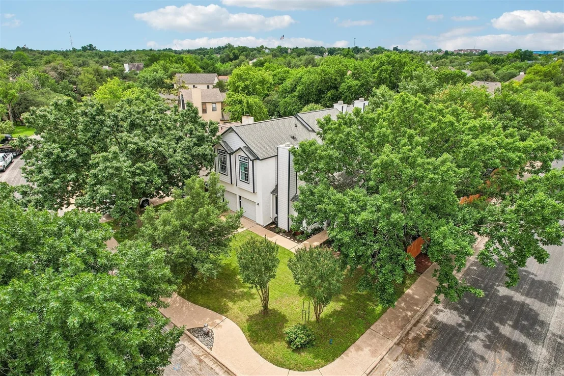 Photo of 12606 Deer Falls DR