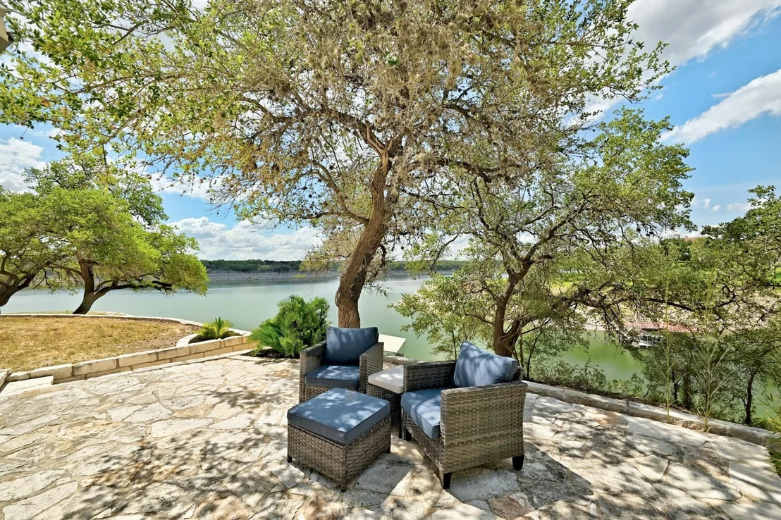 Photo of 6021 Circle J RD