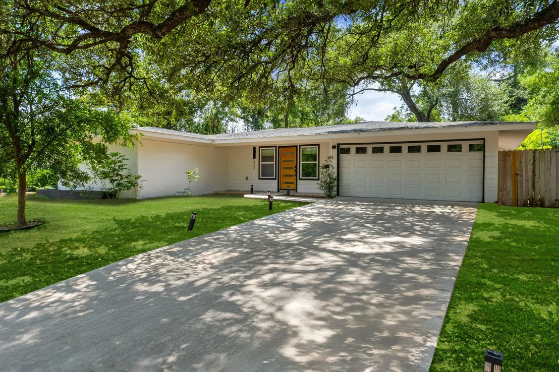 Photo of 5800 Marilyn DR