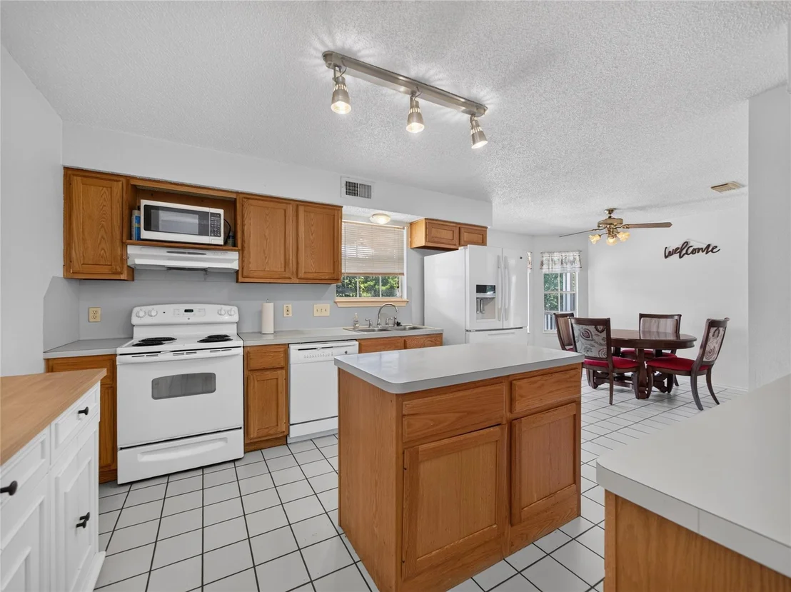 Photo of 153 Ironstone RD