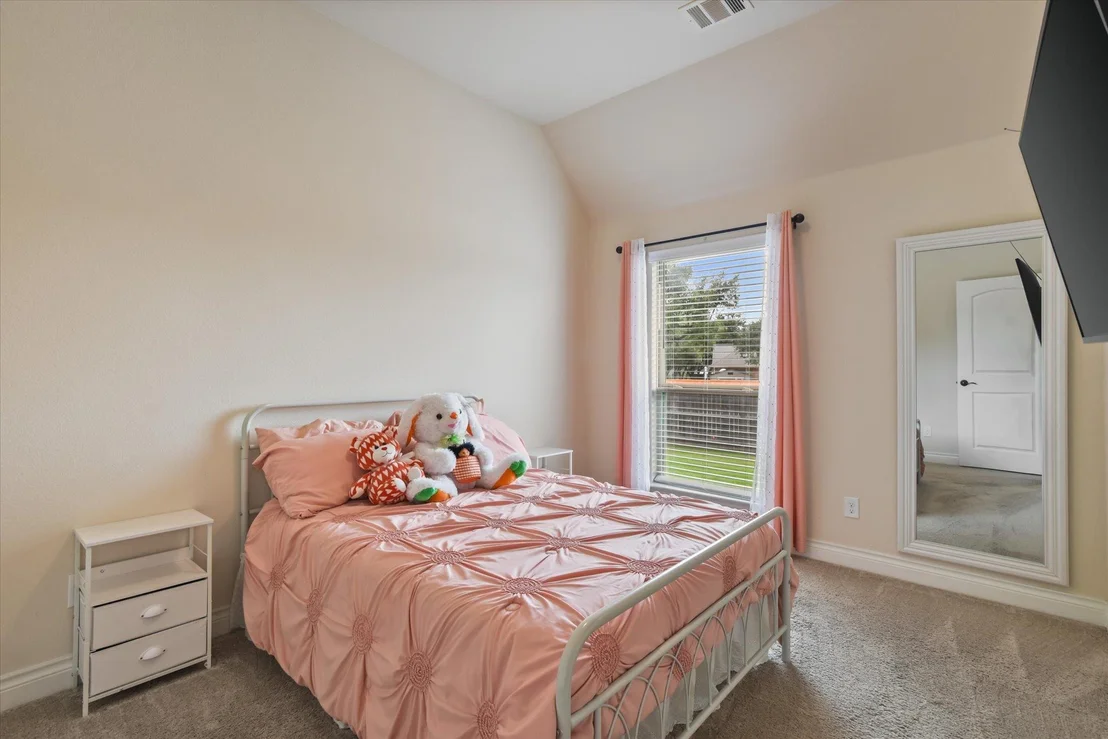 Photo of 813 Cedar Lake BLVD