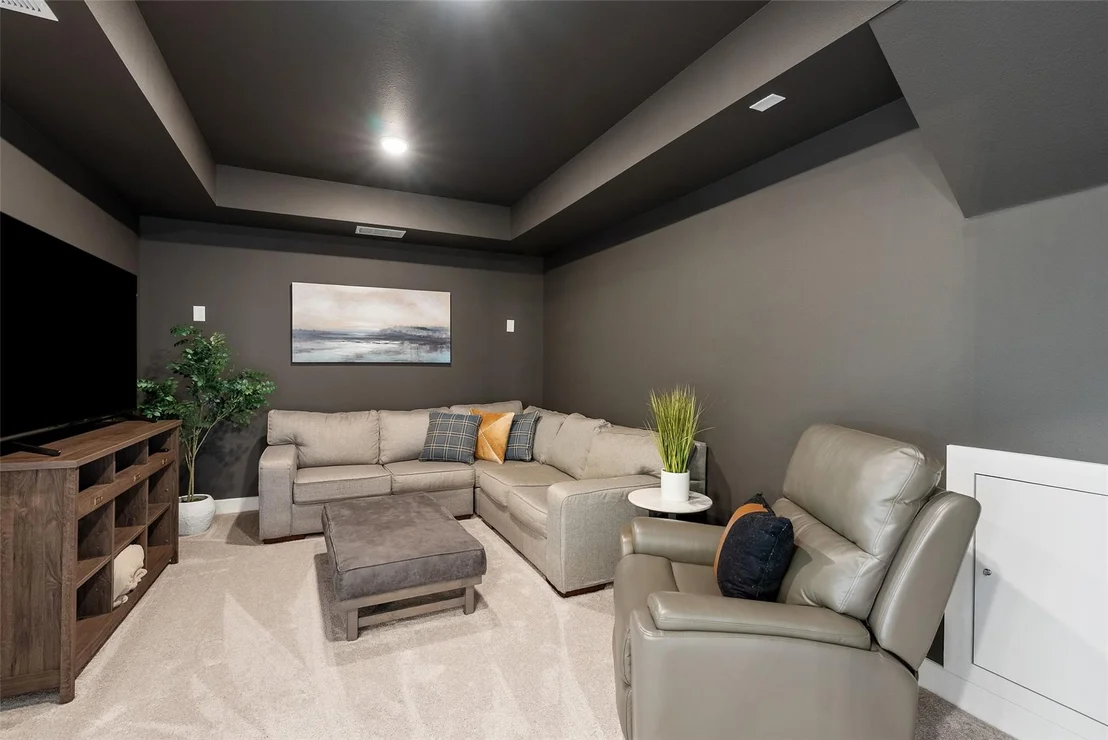 Photo of 721 Rawson BND