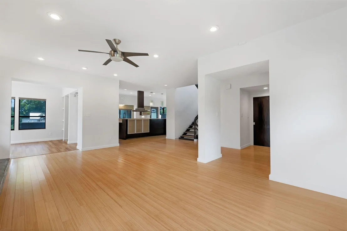 Photo of 2001 Travis Heights BLVD