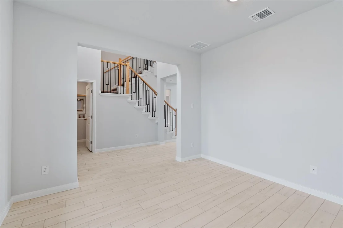 Photo of 300 Stellar Wind DR
