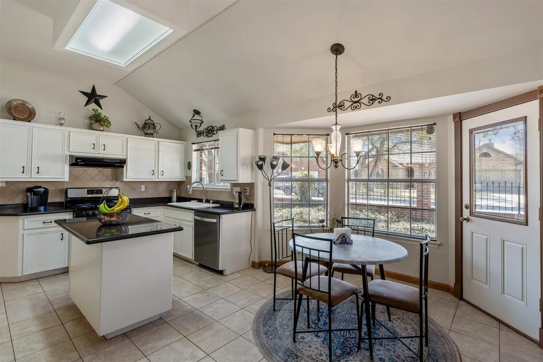 Photo of 1211 Sugarberry DR