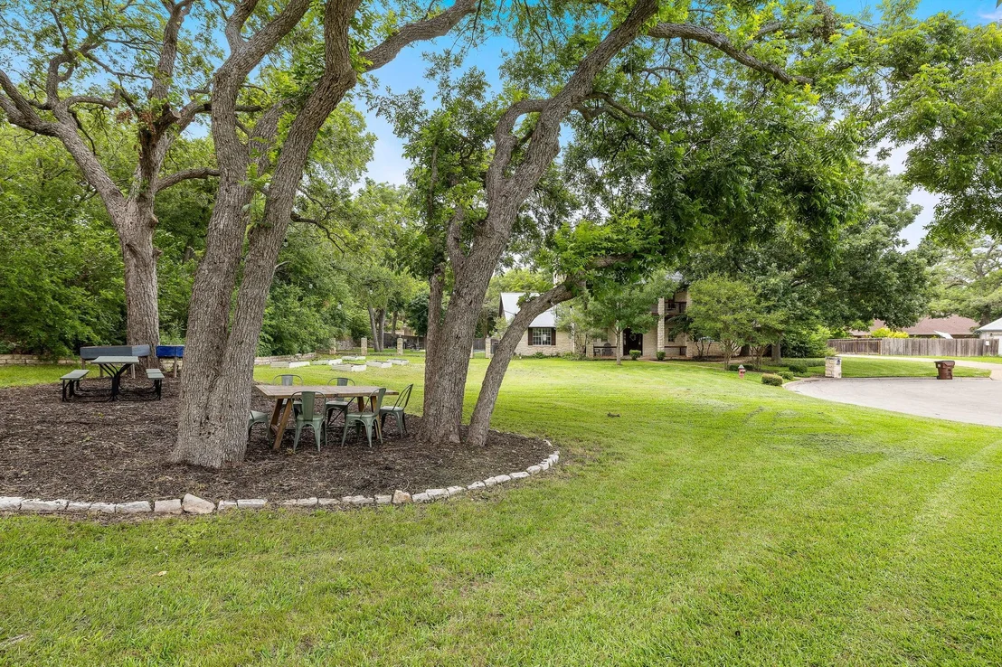 Photo of 3 Hillview DR