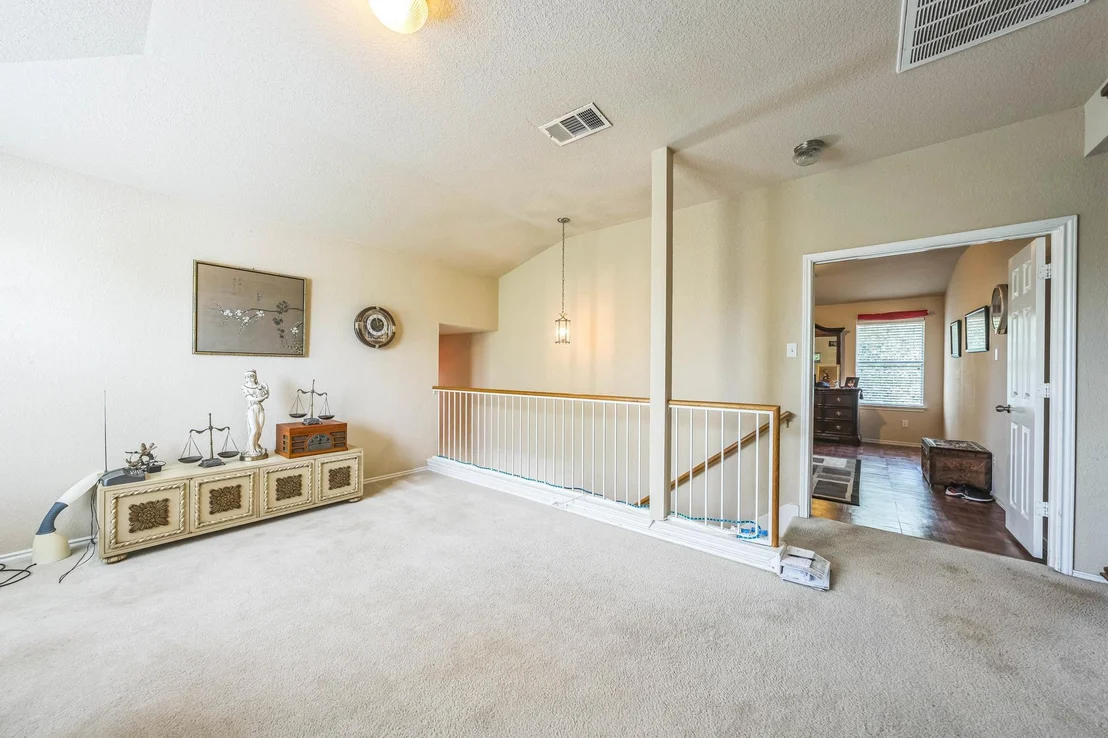 Photo of 633 Sweet Leaf LN