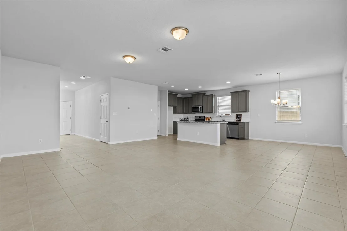 Photo of 520 Betty Ann WAY