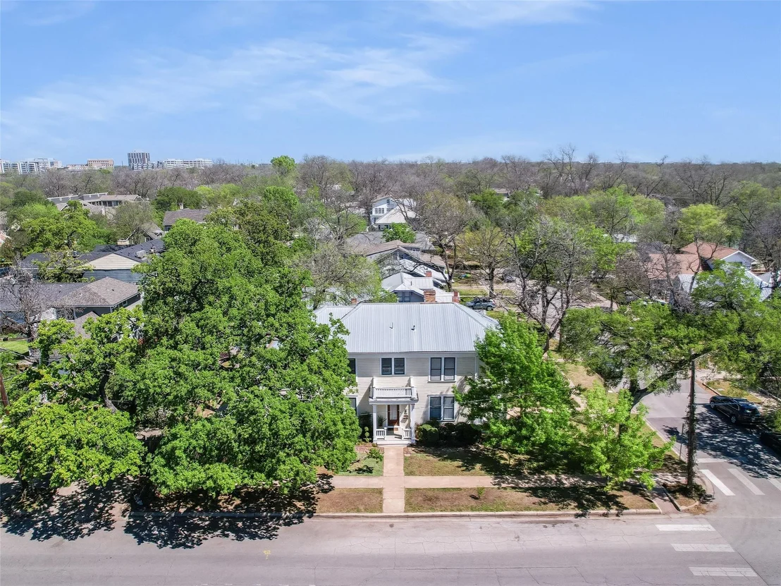 Photo of 4000 Avenue D