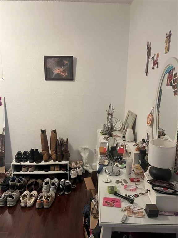 Photo of 4627 Depew Ave