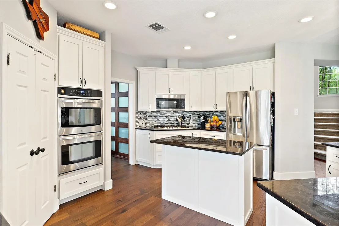 Photo of 3814 Forest Creek DR
