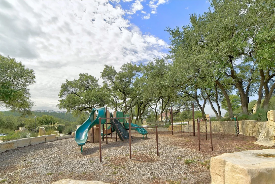Photo of 1754 Rowdy LOOP