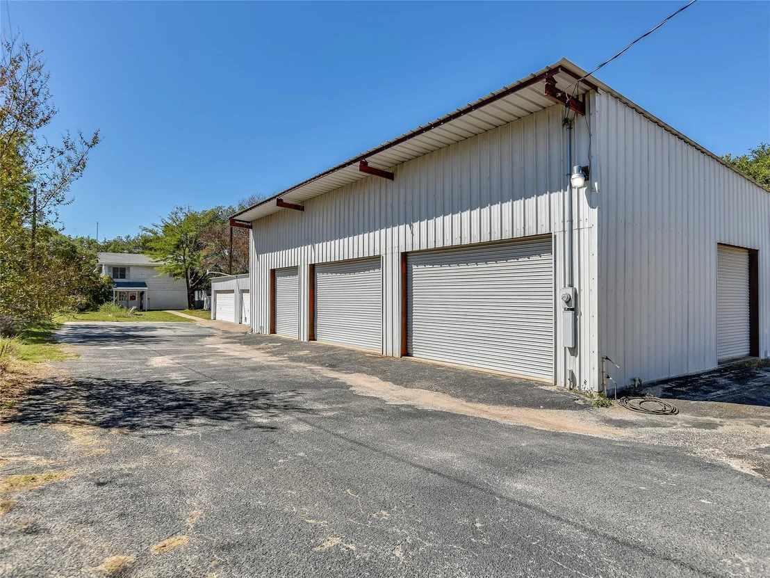 Photo of 24805 Lake View DR