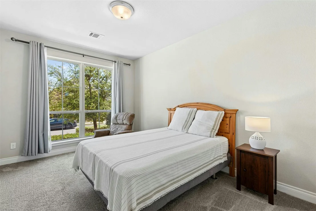 Photo of 341 Crossvine TRL