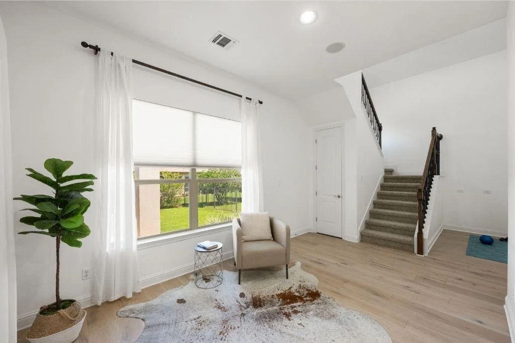 Photo of 102 Kildrummy LN