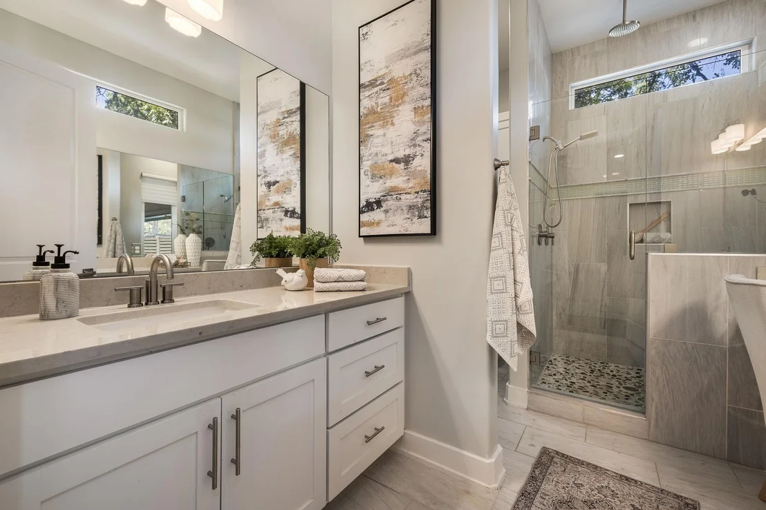 Photo of 1208 Kinney Ave