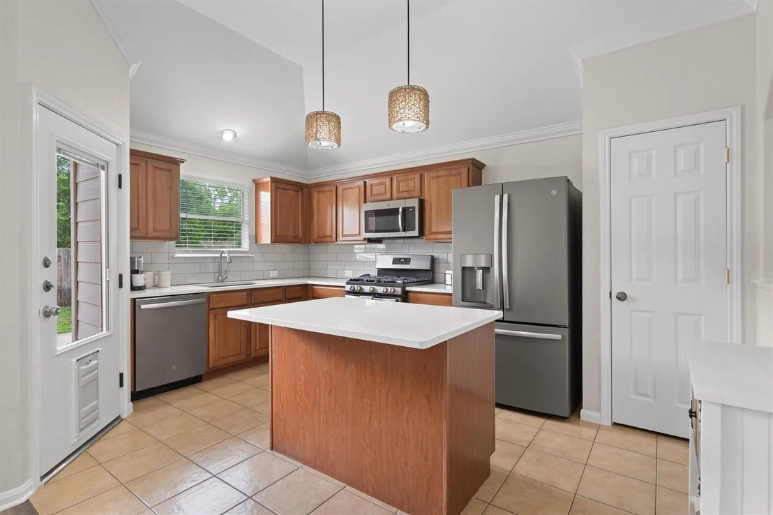 Photo of 332 Hidden Brook LN