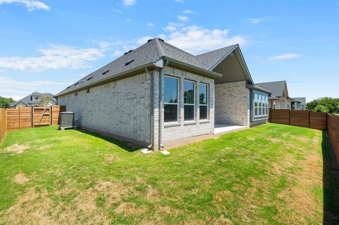 Photo of 1013 Painted Horse DR